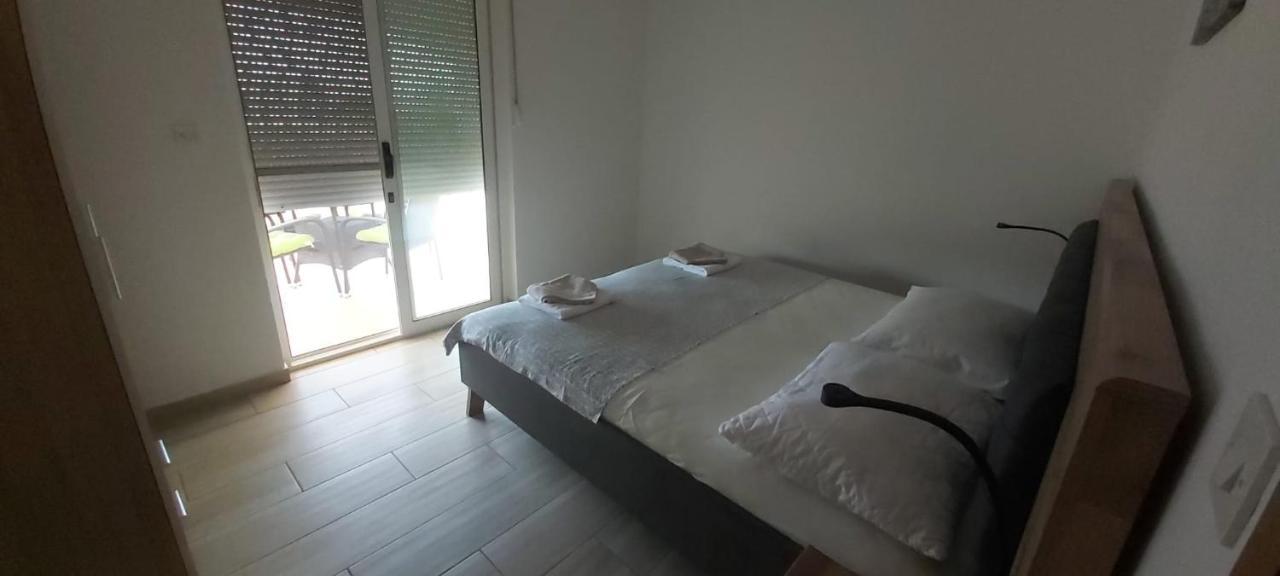 Apartment Nin - Vrsi At The Beach エクステリア 写真